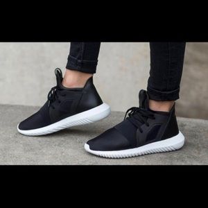 Adidas Tubular Defiant